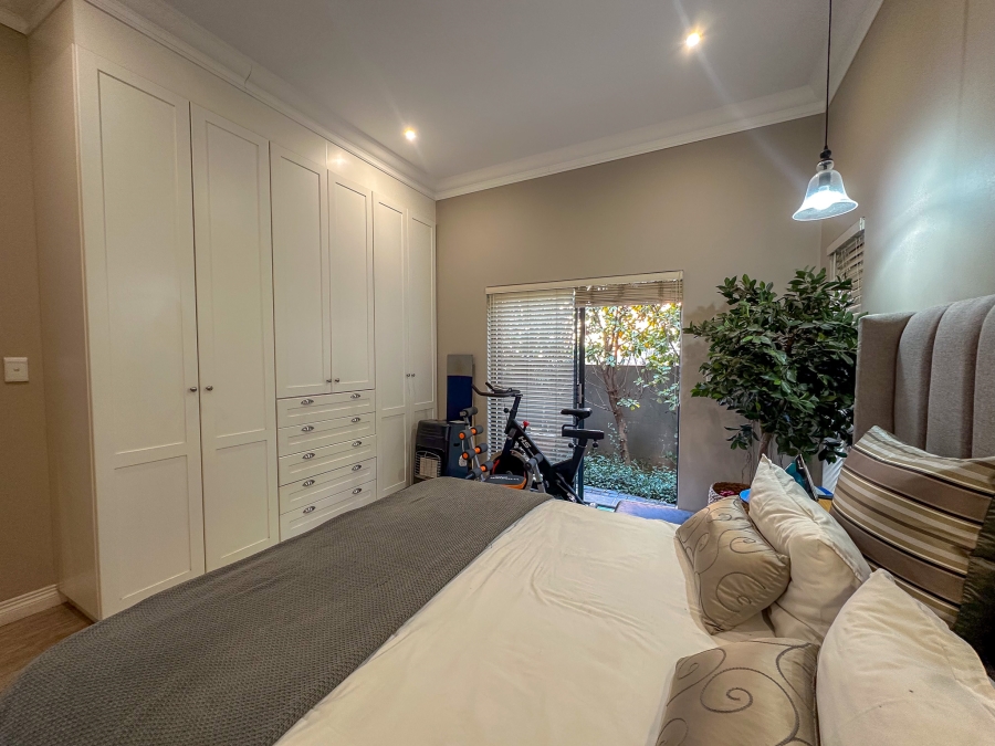4 Bedroom Property for Sale in Midstream Ridge Gauteng