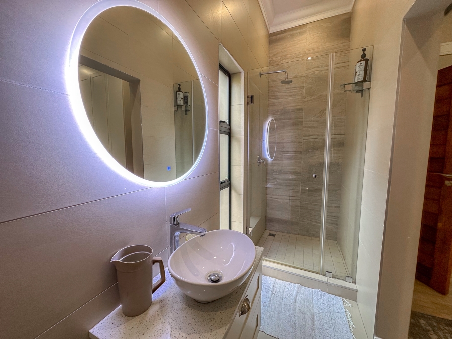 4 Bedroom Property for Sale in Midstream Ridge Gauteng