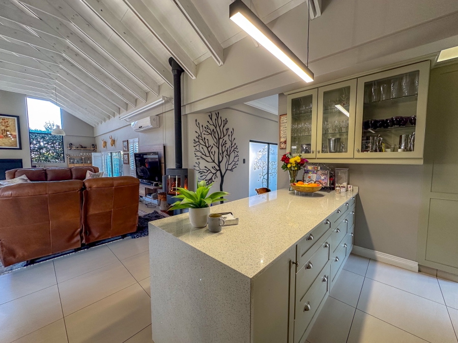 4 Bedroom Property for Sale in Midstream Ridge Gauteng