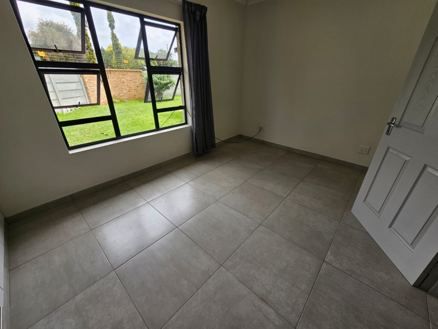 4 Bedroom Property for Sale in Brackenhurst Gauteng