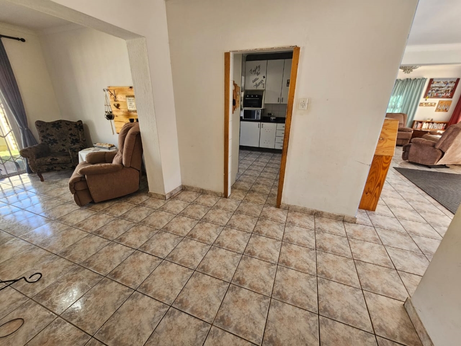 4 Bedroom Property for Sale in Brackendowns Gauteng