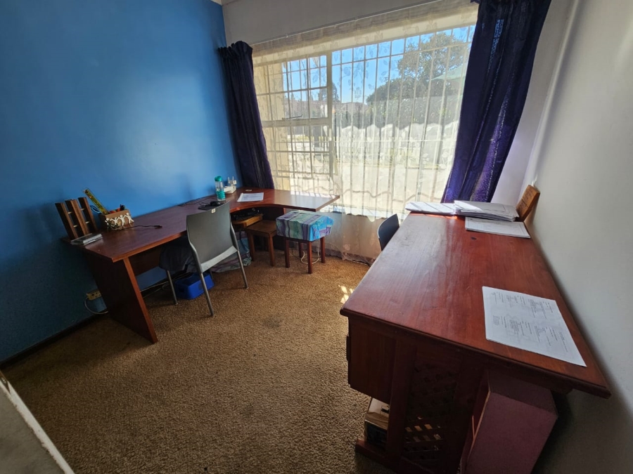 4 Bedroom Property for Sale in Brackendowns Gauteng