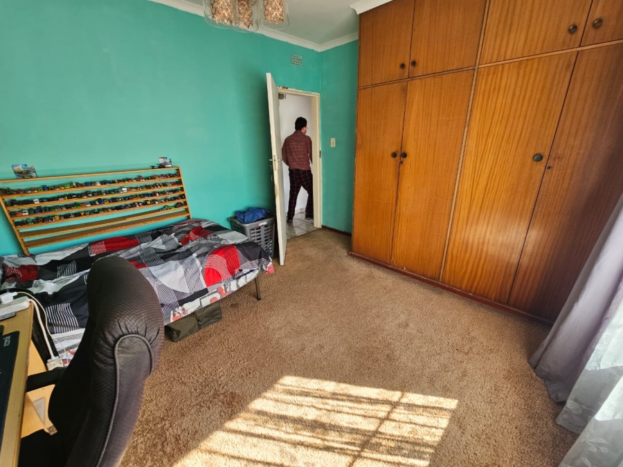 4 Bedroom Property for Sale in Brackendowns Gauteng