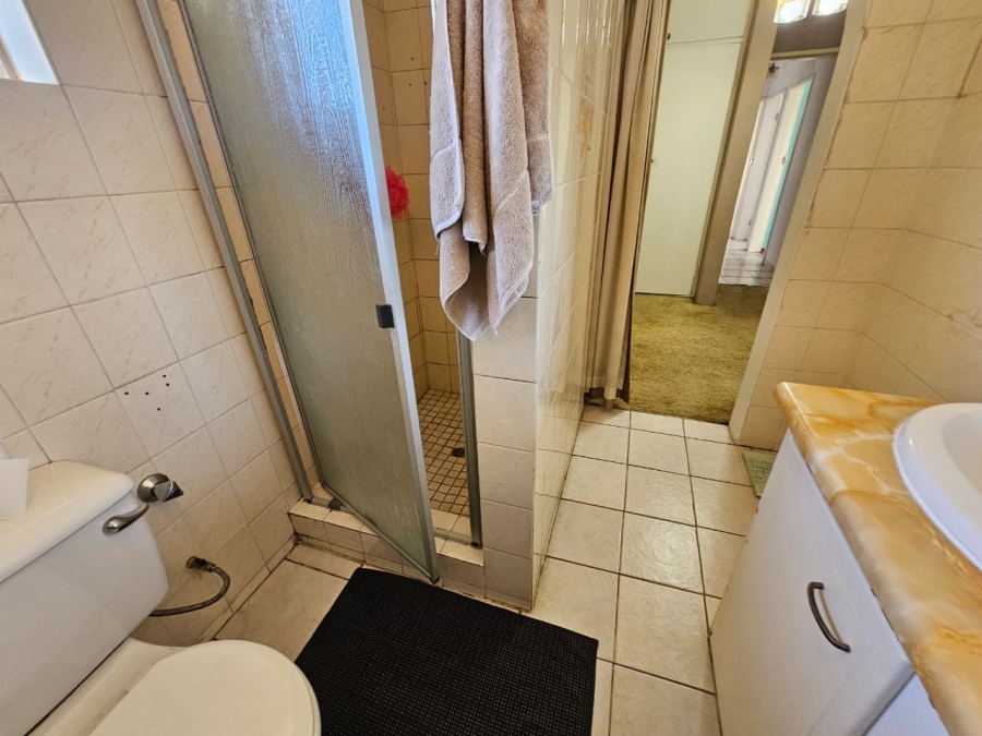 4 Bedroom Property for Sale in Brackendowns Gauteng