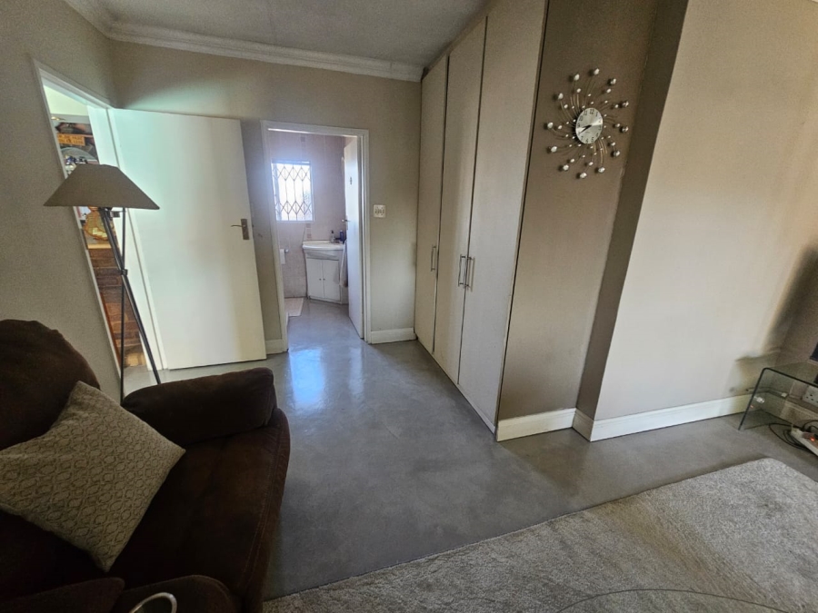 3 Bedroom Property for Sale in Brackendowns Gauteng