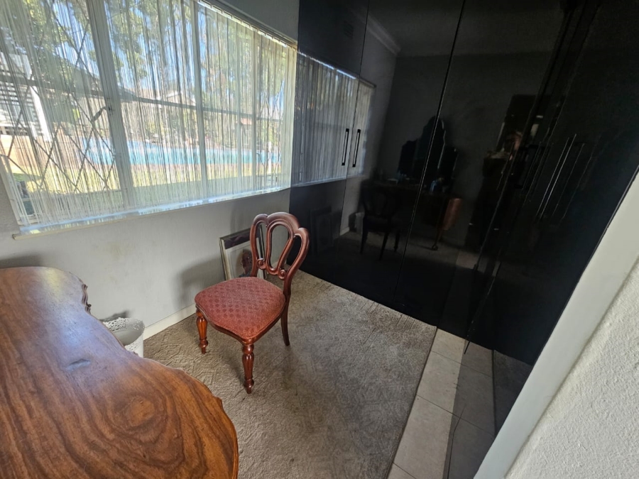 3 Bedroom Property for Sale in Brackendowns Gauteng