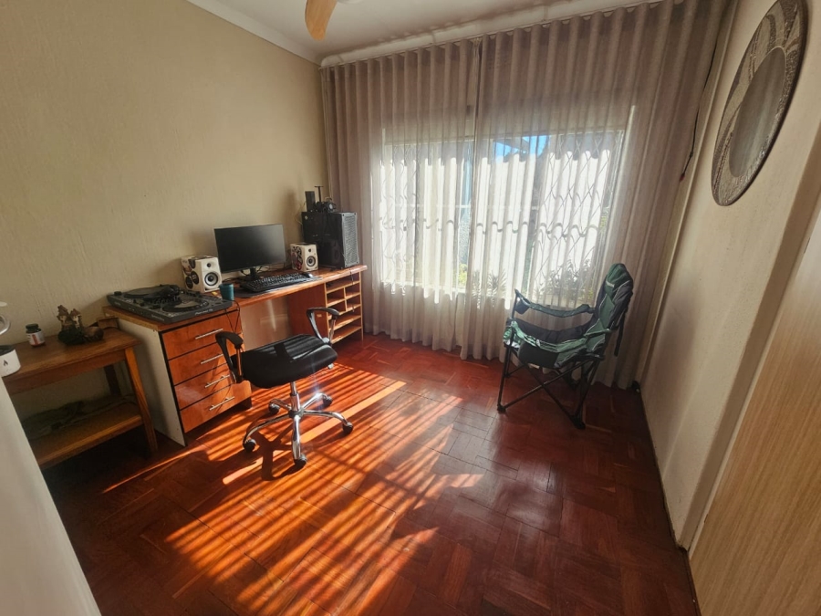 3 Bedroom Property for Sale in Brackendowns Gauteng