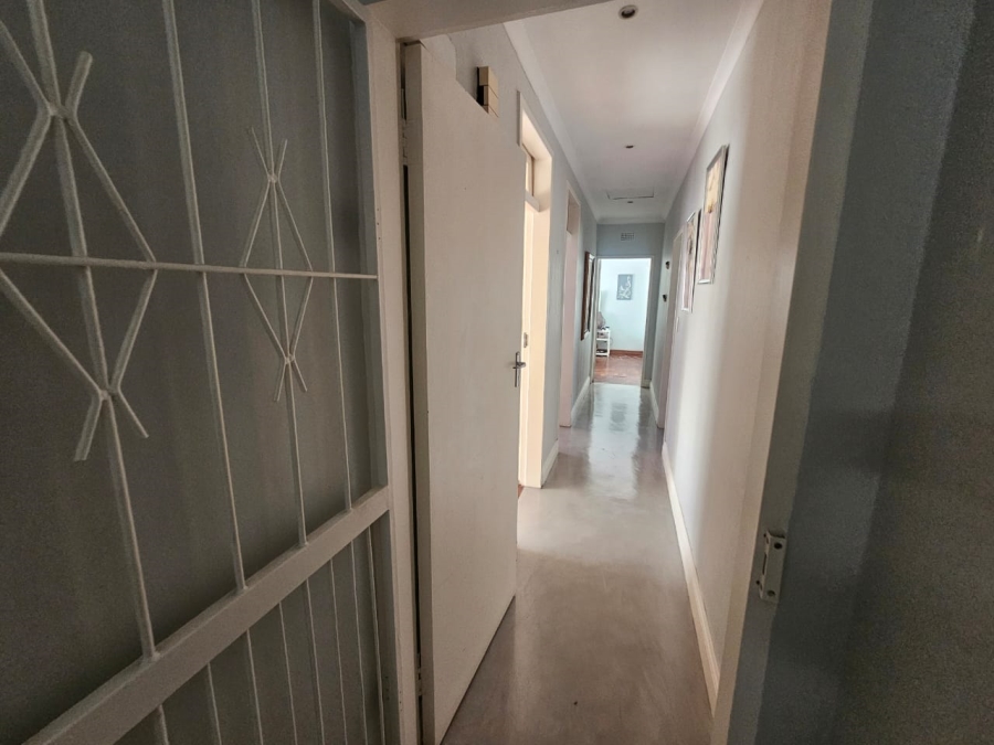 3 Bedroom Property for Sale in Brackendowns Gauteng