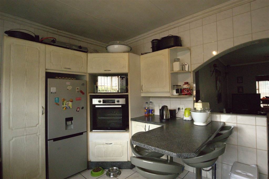 4 Bedroom Property for Sale in Verwoerdpark Gauteng