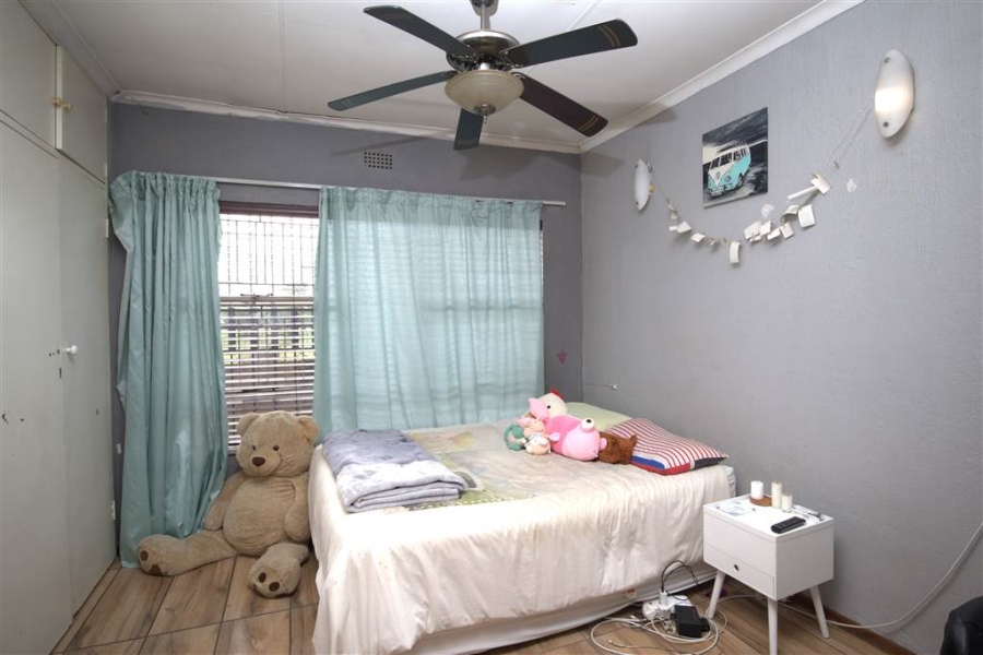 4 Bedroom Property for Sale in Verwoerdpark Gauteng