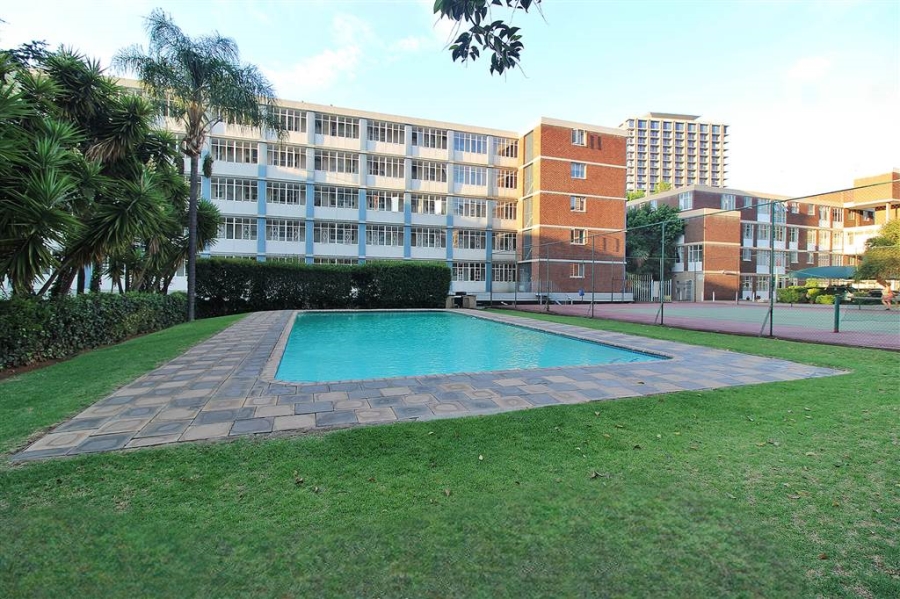 To Let 1 Bedroom Property for Rent in Bedford Gardens Gauteng