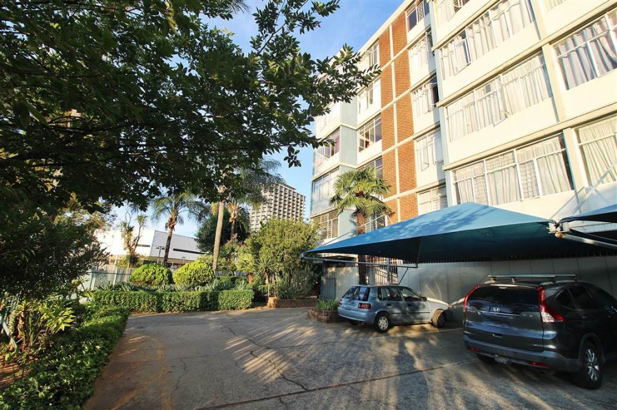 To Let 1 Bedroom Property for Rent in Bedford Gardens Gauteng