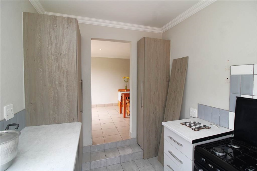 To Let 1 Bedroom Property for Rent in Cyrildene Gauteng