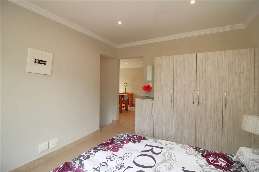 To Let 1 Bedroom Property for Rent in Cyrildene Gauteng