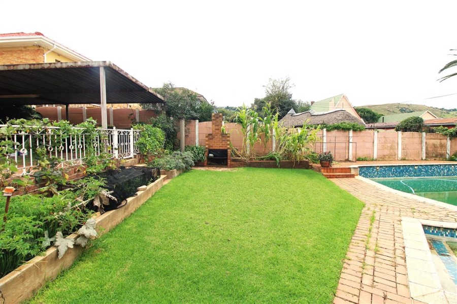 To Let 1 Bedroom Property for Rent in Cyrildene Gauteng