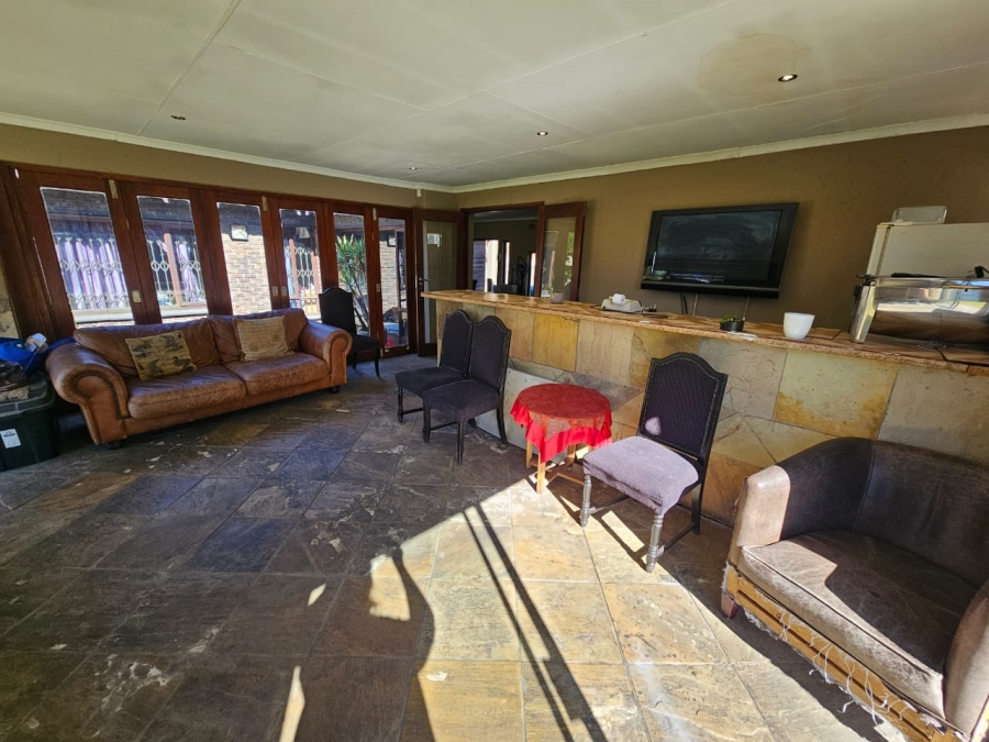 3 Bedroom Property for Sale in Brackendowns Gauteng