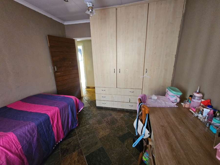 3 Bedroom Property for Sale in Brackendowns Gauteng