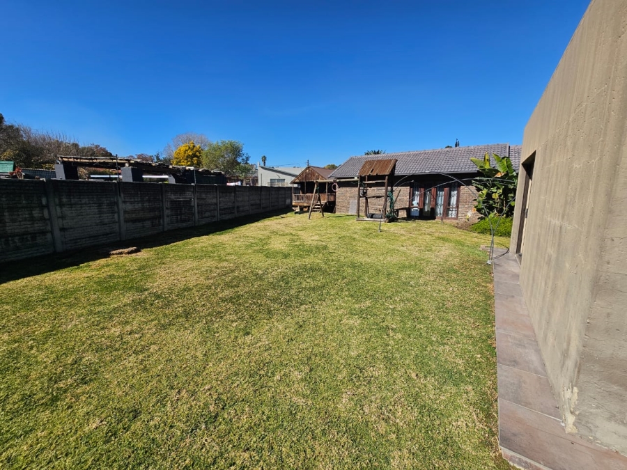 3 Bedroom Property for Sale in Brackendowns Gauteng