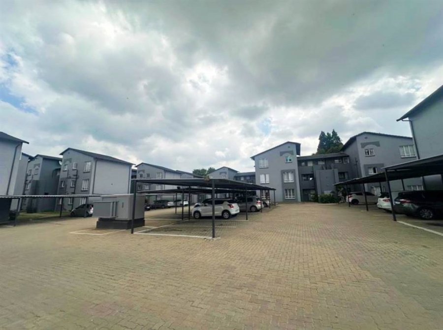 2 Bedroom Property for Sale in Verwoerdpark Gauteng
