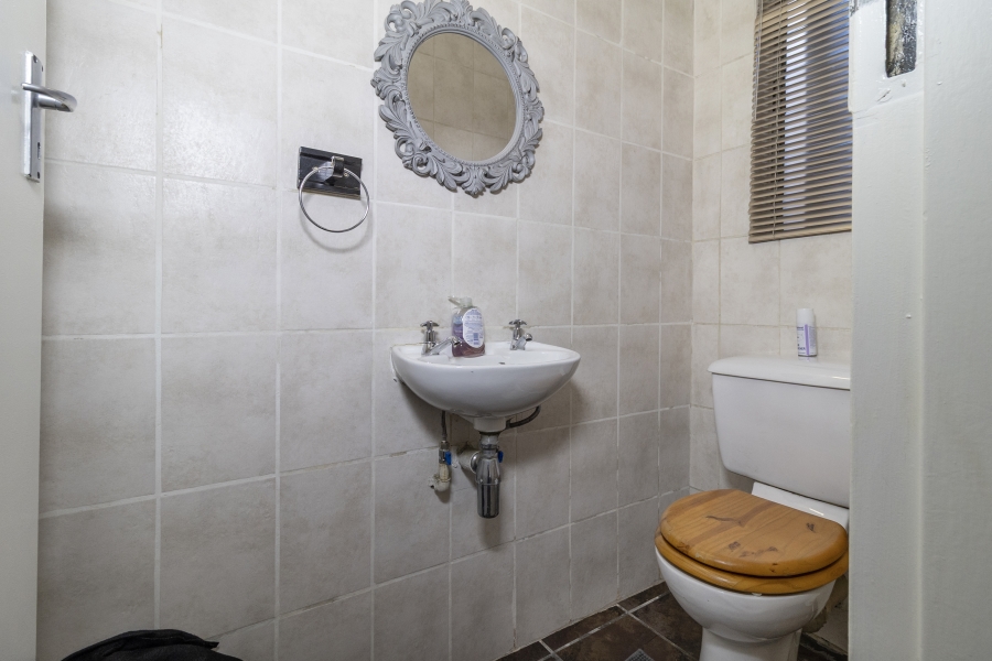 3 Bedroom Property for Sale in Garsfontein Gauteng