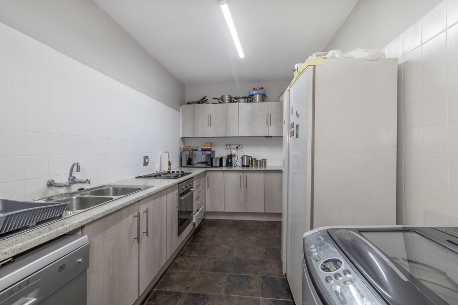 3 Bedroom Property for Sale in Garsfontein Gauteng