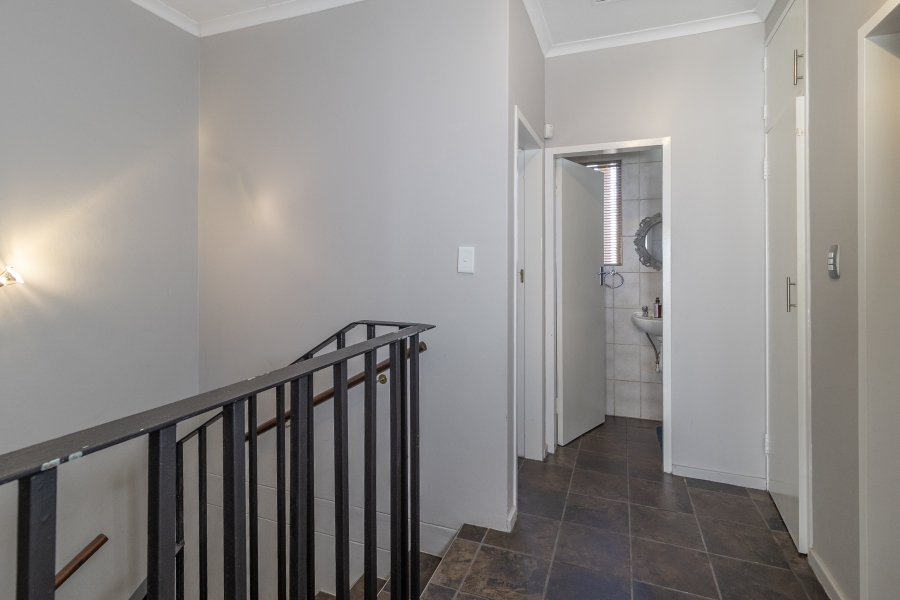 3 Bedroom Property for Sale in Garsfontein Gauteng