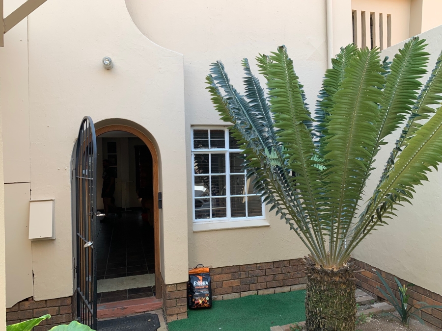 3 Bedroom Property for Sale in Garsfontein Gauteng