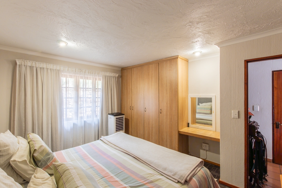 3 Bedroom Property for Sale in Poortview Gauteng