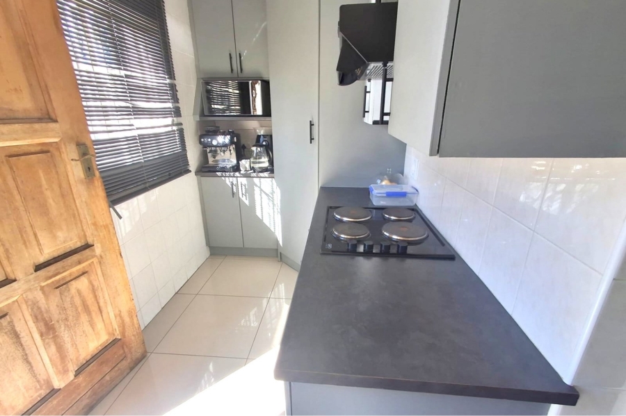 3 Bedroom Property for Sale in Edenvale Central Gauteng