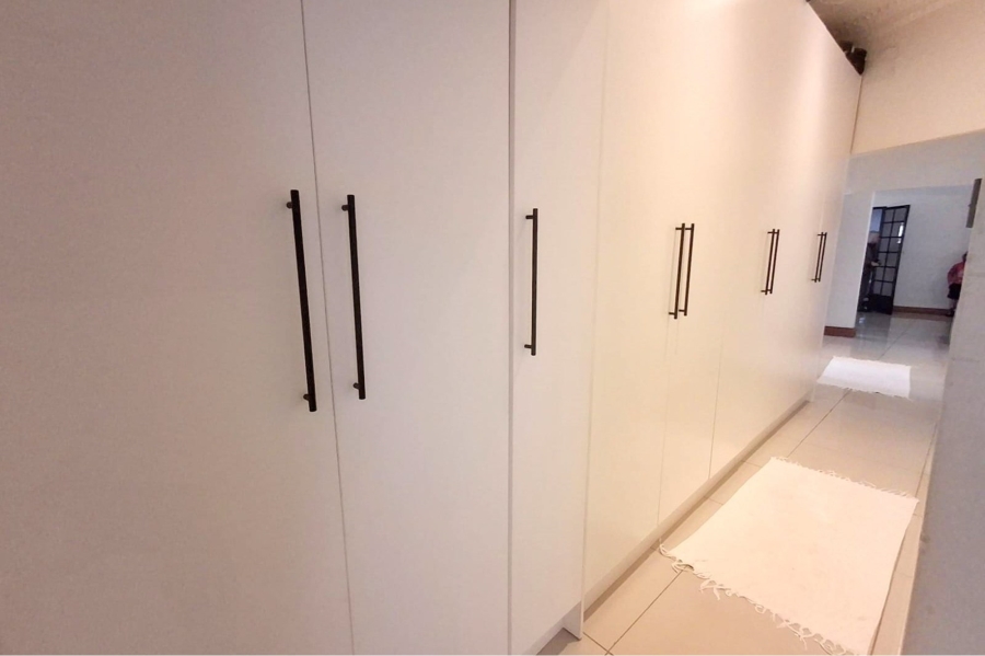 3 Bedroom Property for Sale in Edenvale Central Gauteng
