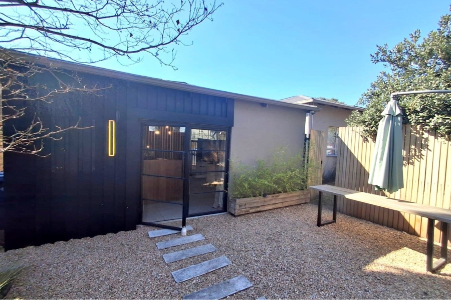 3 Bedroom Property for Sale in Edenvale Central Gauteng