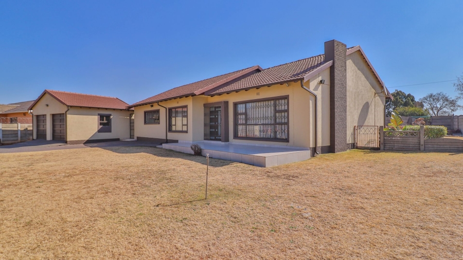4 Bedroom Property for Sale in Elspark Gauteng