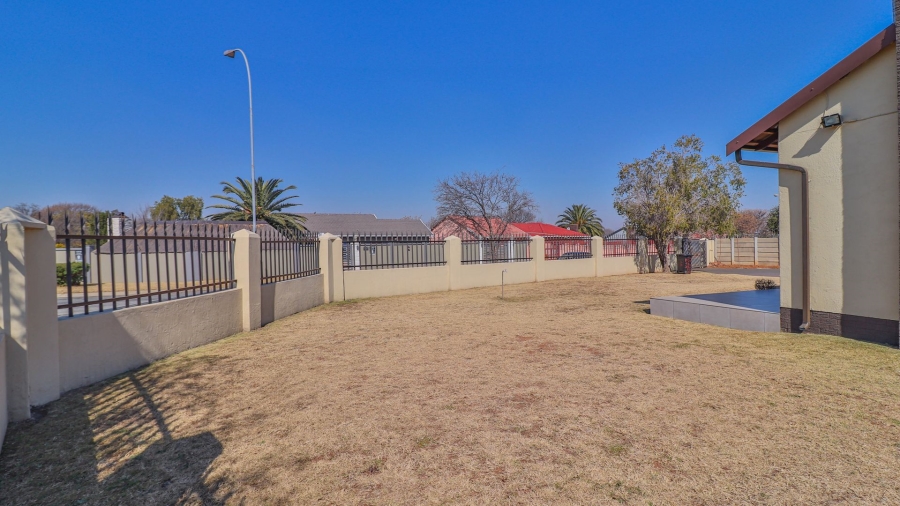 4 Bedroom Property for Sale in Elspark Gauteng