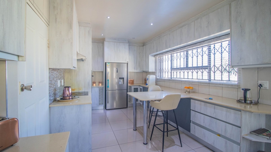 4 Bedroom Property for Sale in Elspark Gauteng