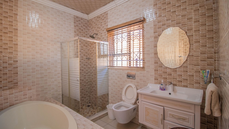 4 Bedroom Property for Sale in Elspark Gauteng