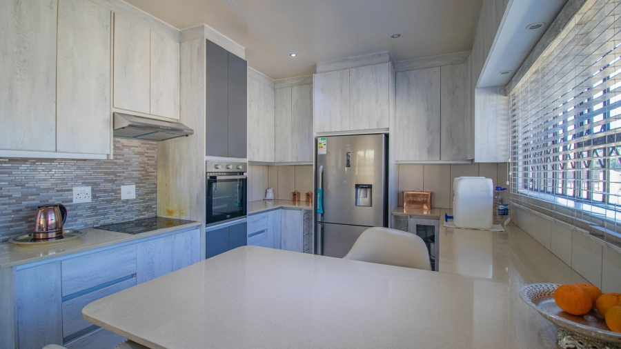 4 Bedroom Property for Sale in Elspark Gauteng