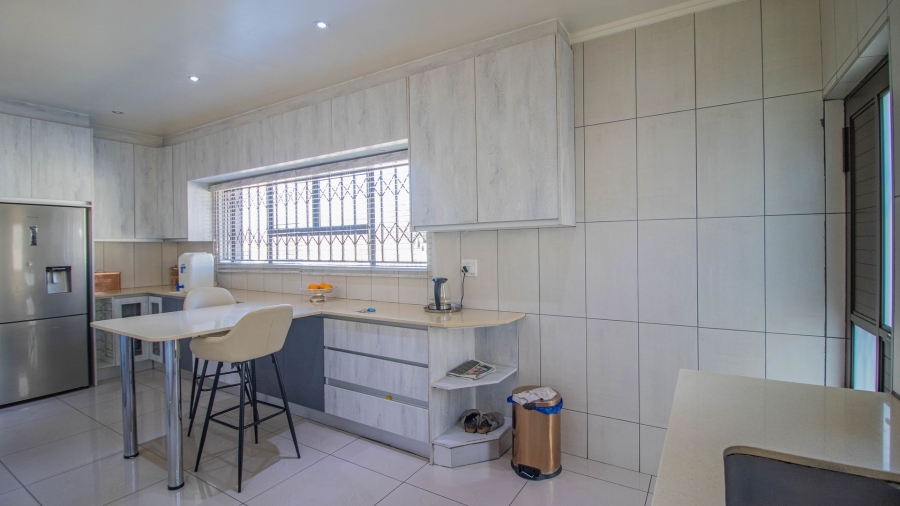 4 Bedroom Property for Sale in Elspark Gauteng