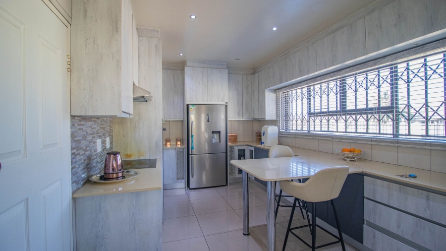 4 Bedroom Property for Sale in Elspark Gauteng