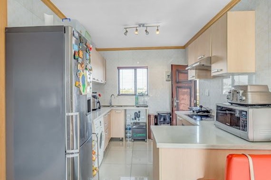 To Let 2 Bedroom Property for Rent in Halfway Gardens Gauteng