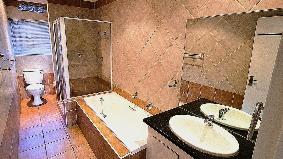 3 Bedroom Property for Sale in Rivonia Gauteng