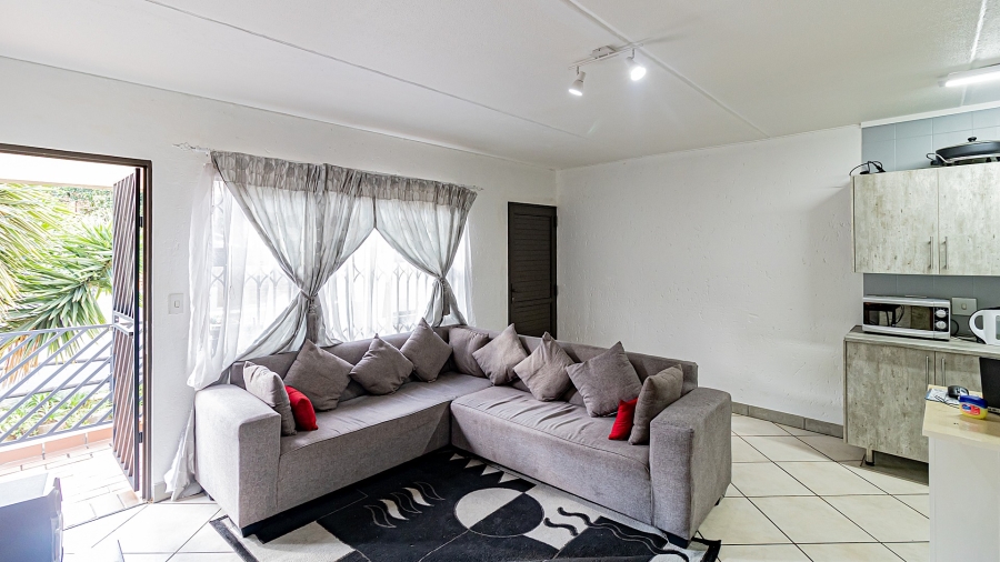 1 Bedroom Property for Sale in Bruma Gauteng