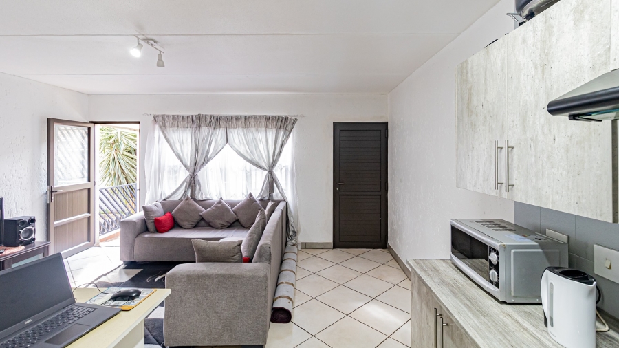 1 Bedroom Property for Sale in Bruma Gauteng