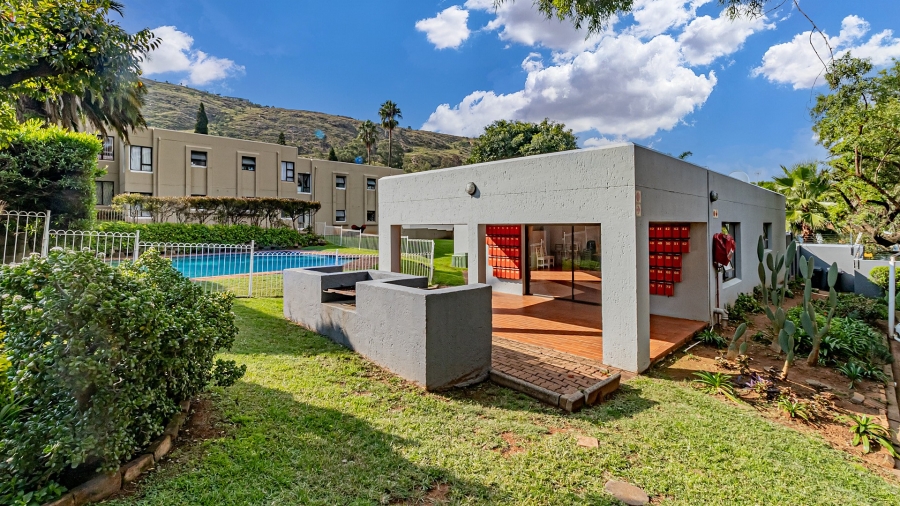 1 Bedroom Property for Sale in Bruma Gauteng