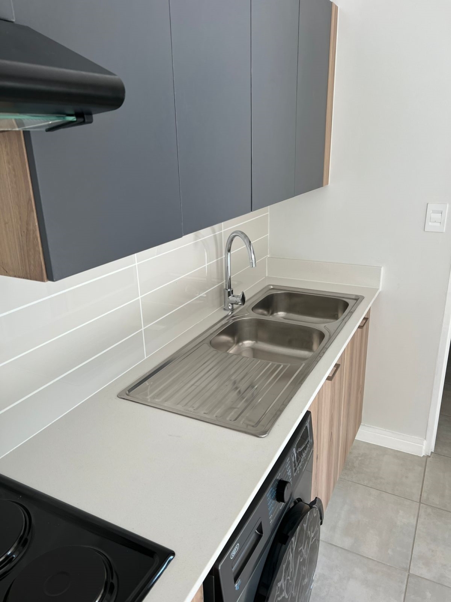 1 Bedroom Property for Sale in Linbro Park Gauteng