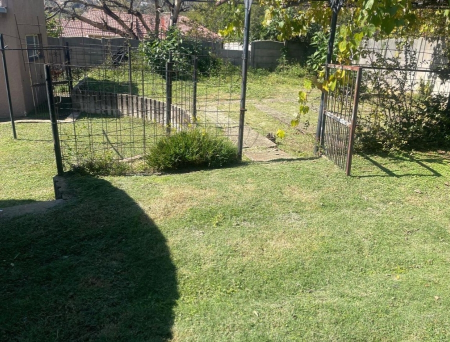 4 Bedroom Property for Sale in Mondeor Gauteng