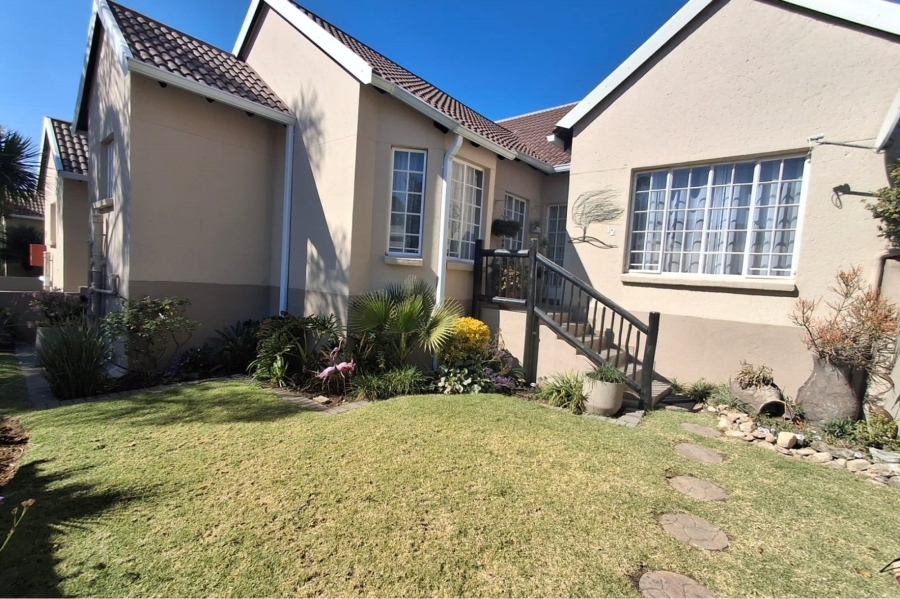 3 Bedroom Property for Sale in Eden Glen Gauteng