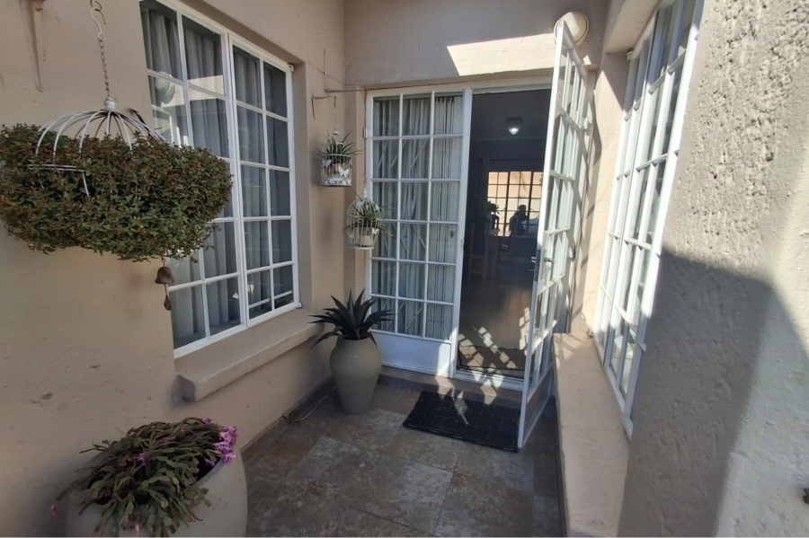3 Bedroom Property for Sale in Eden Glen Gauteng