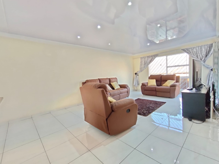 3 Bedroom Property for Sale in Risana Gauteng