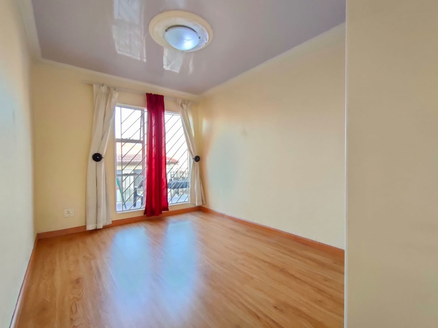 3 Bedroom Property for Sale in Risana Gauteng