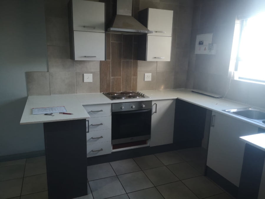 To Let 3 Bedroom Property for Rent in Mindalore Gauteng